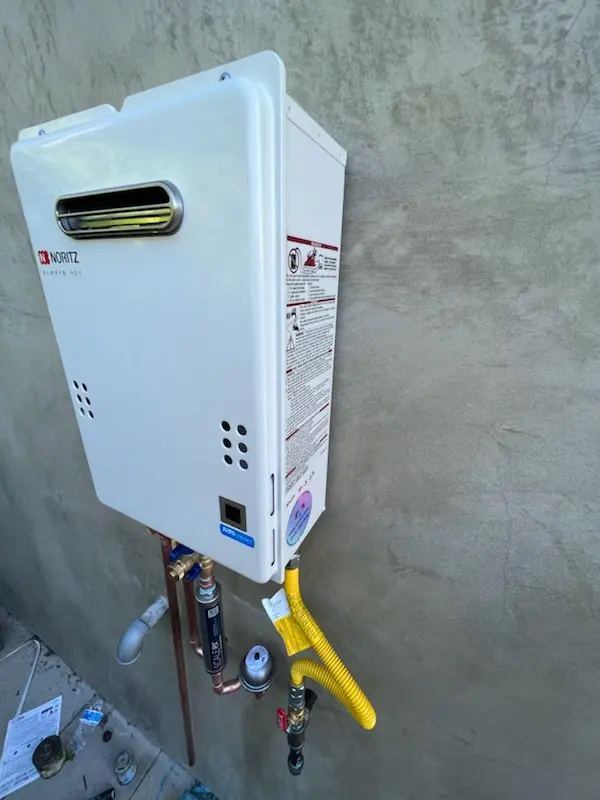 Tankless water heater installation for Lakeland South homes
